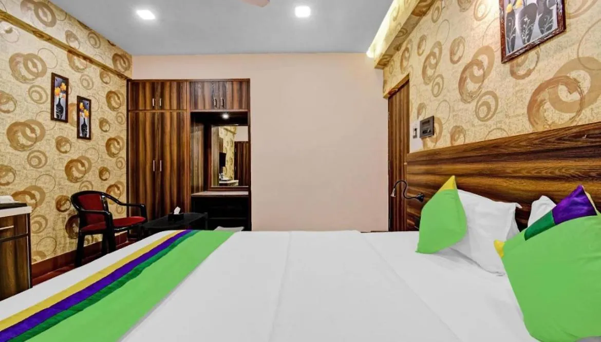 Hotel Zeal Home Stay - In House Parking - 5G Wifi- Near Taj Mahal آغْرا بيت ضيافة